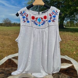 Floral Embroidered Sleeveless Blouse